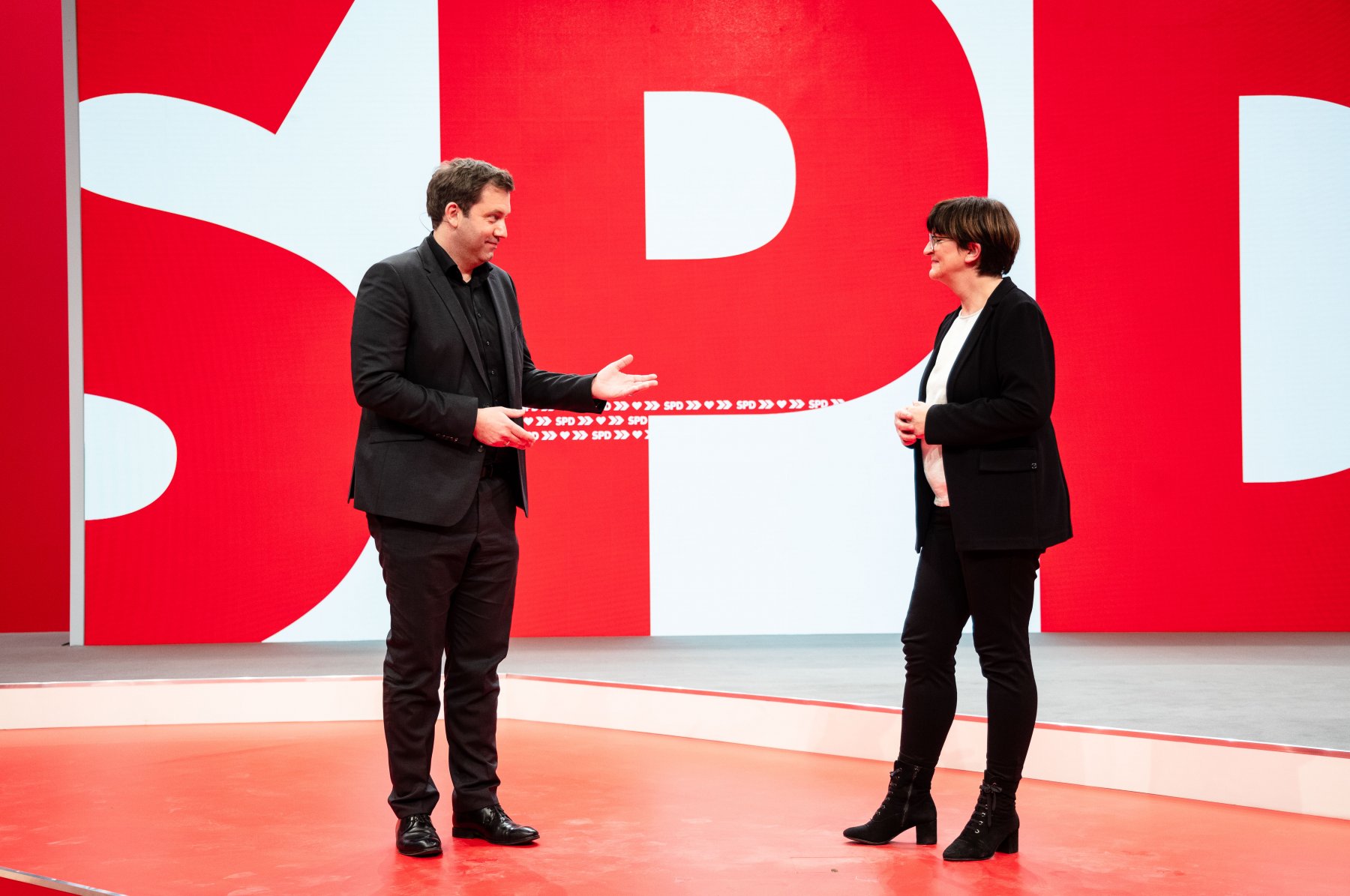 Neue SPD-Doppelspitze Esken und Klingbeil: Wahnsinn, was die SPD gerade alles an historischen Momenten erlebt