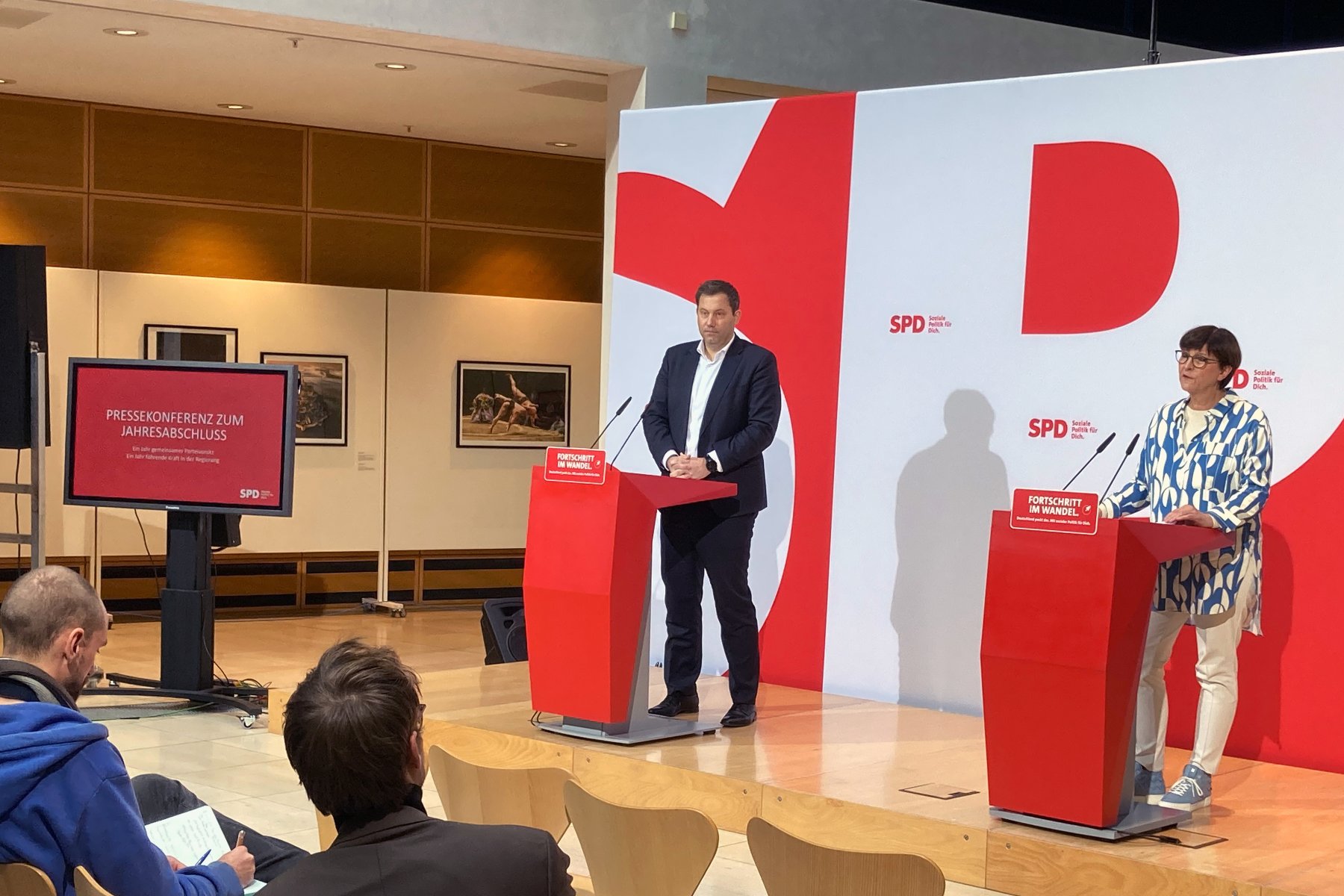 Die SPD über den Tellerrand hinaus positionieren: SPD-Vorsitzende Saskia Esken und Lars Klingbeil